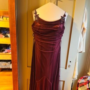 Vintage dress size 9-10 with sequins! Slimming with corset tie in the back